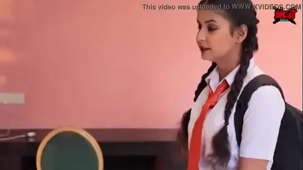 Quente Desi Mms Vídeos de sexo indiano de Bhabhi com estudante universitário - vídeo completo gratuito em Filmes quentes