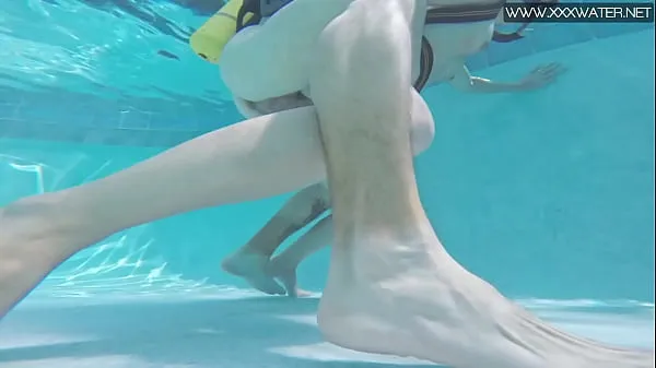 गर्म Minnie Manga takes dick underwater गर्म फिल्में
