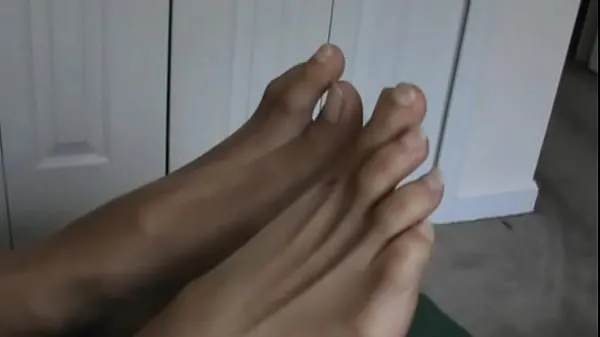 Žhavé Mixed girls sexy feet toes and soles Pinky G žhavé filmy