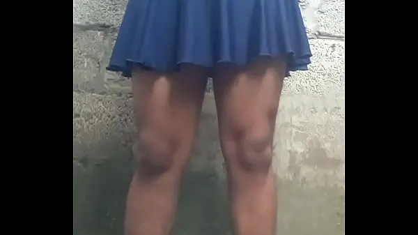 Películas calientes I love to wear a skirt playing with the wind and see my nevus panties cálidas