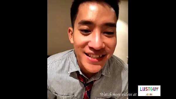 I chat with a handsome Thai guy on the video call Film hangat yang hangat
