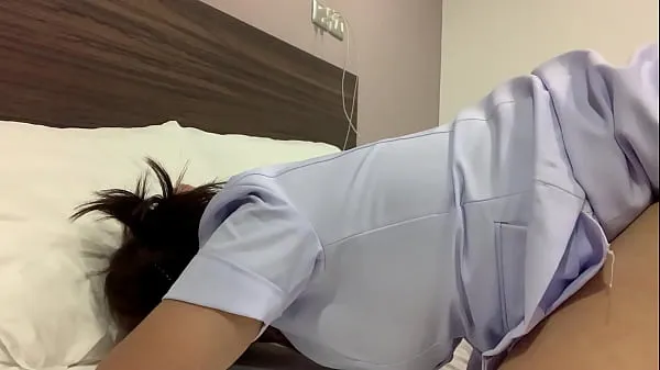 Películas calientes Enfermera tailandesa pide semen, ella está cachonda cálidas