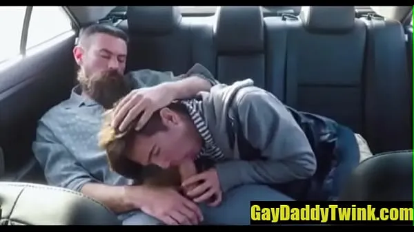 热Backseat Bareback with Daddy and boy温暖的电影