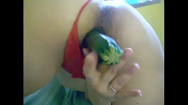 Hotte steep and penetrating with a big cucumber varme filmer
