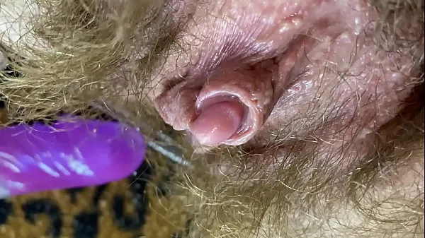 Hotte Bunny vibrator test masturbation POV closeup erected big clit wet orgasm hairy pussy varme filmer