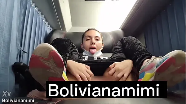 أفلام ساخنة No pantys on the bus... showing my pusy ... complete video on bolivianamimi.tv دافئة