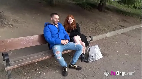 Hotte They agreed to be filmed in the park after being caught fucking varme film