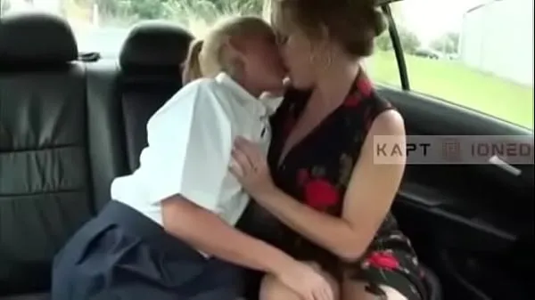 Menő Lesbian step mom goes to for her and punishes her (probably wrongly subtitled in Spanish meleg filmek