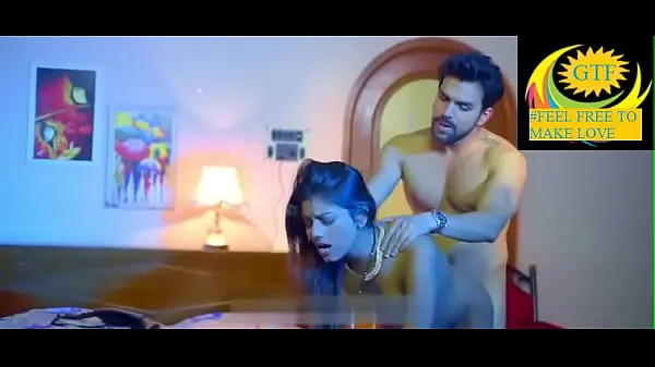 गर्म GF seduces nude Rishi and gets fucked - Indian गर्म फिल्में