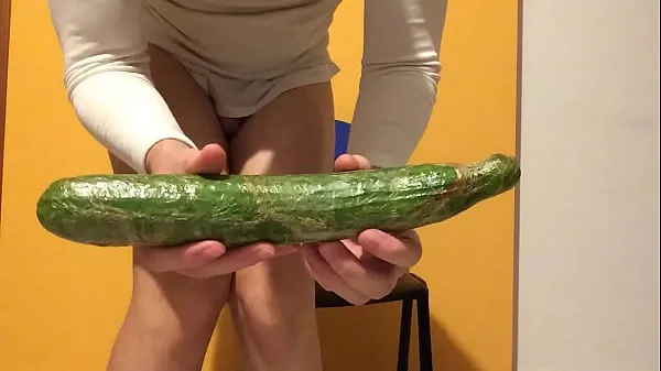 Hot 30 centimeters of long cucumber for my very very hungry ass warm Movies