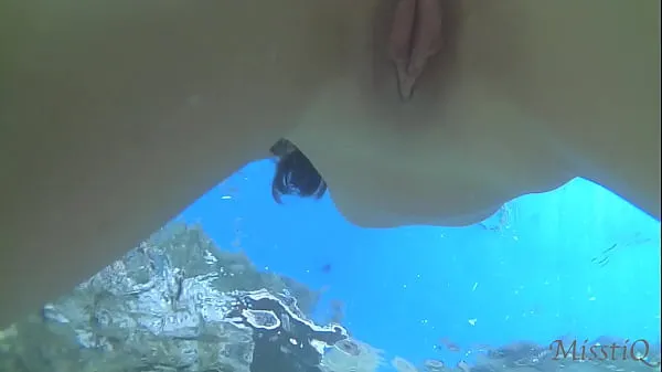 Film caldi Underwater Full Spreadcaldi