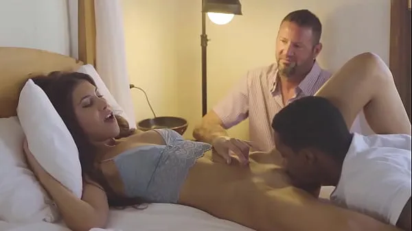 step Father watches as his beautiful daughter gets fucked by a black guy and cums in her mouth. More here Film hangat yang hangat