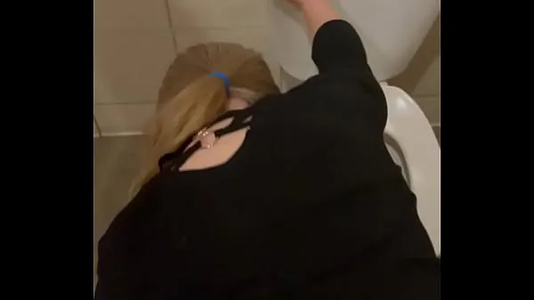 Heta Fucked white milf in pool bathroom varma filmer