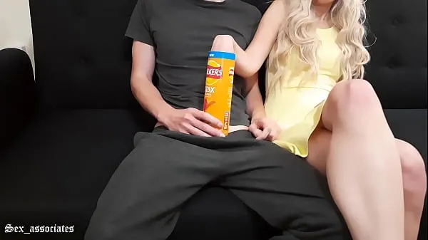Hot Prank with the Pringles can or how to Trick (fool) your Girlfriend. Step by Step Guide (instruction warm Movies