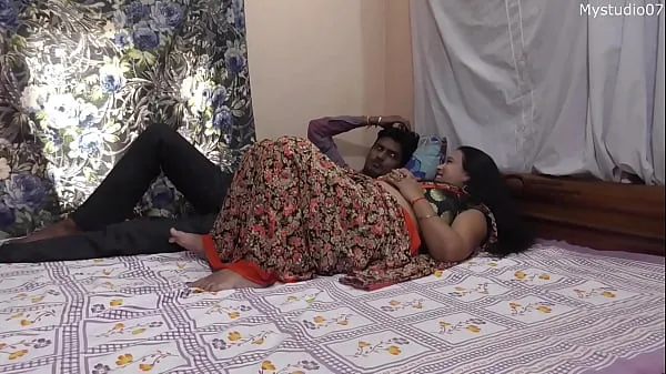 뜨거운 Indian sexy Bhabhi teaching her stepbrother how to fucking !!! best sex with clear audio 따뜻한 영화