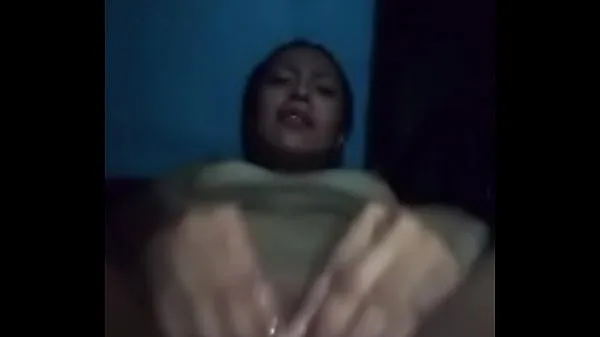 Hot Wendy send video for $30 warm Movies