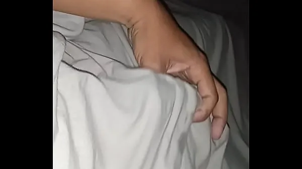 Waking up excited I touch my cock Filem hangat panas