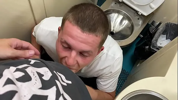 Hete Gave his a blowjob in the toilet of the train Oliver Strelly and Falcon Al - 21 warme films