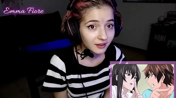 Hete 18yo youtuber gets horny watching hentai during the stream and masturbates - Emma Fiore warme films