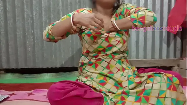 Vroči cute beautiful hot and sexy bengali xxx model Tumpa pussy fingering topli filmi