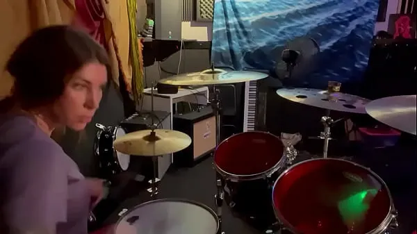 Gorące Metal Drummer girlciepłe filmy