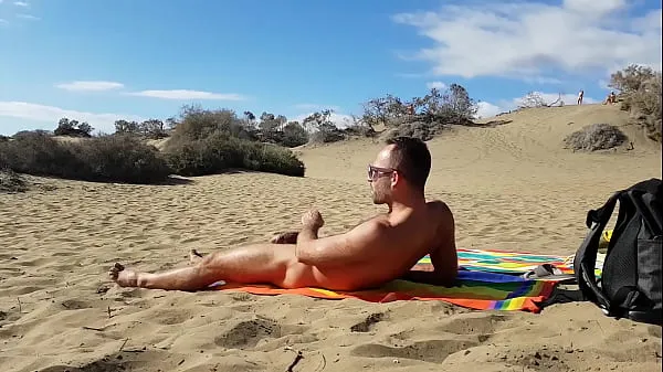 Hotte Public handjob in the dunes of Gran Canaria varme film