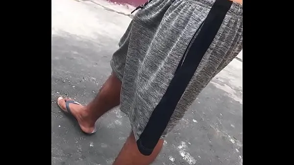 Καυτές Bamboo dick in shorts without underwear ζεστές ταινίες