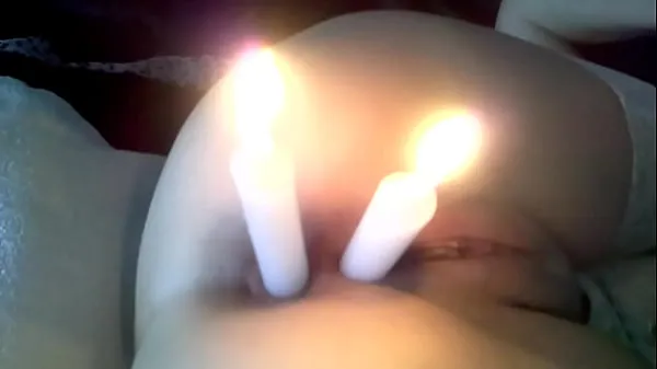 Hotte EXTREME - Two candles one in her pussy and one in ass varme filmer