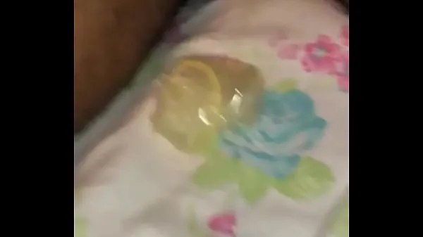 Vroči naughty loves taking the condom off topli filmi