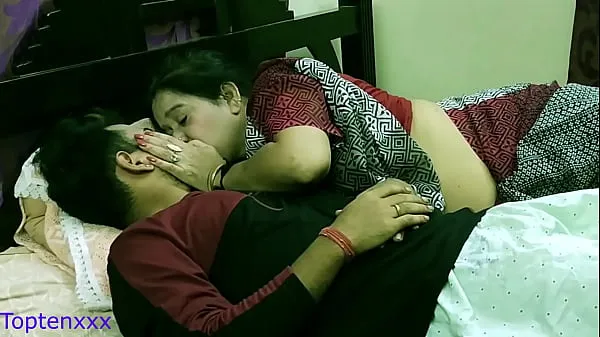 गर्म भारतीय बंगाली मिल्फ सौतेली माँ अपने सौतेले बेटे को प्रेमिका के साथ सेक्स कैसे सिखाती है !! स्पष्ट गंदे ऑडियो के साथ गर्म फिल्में