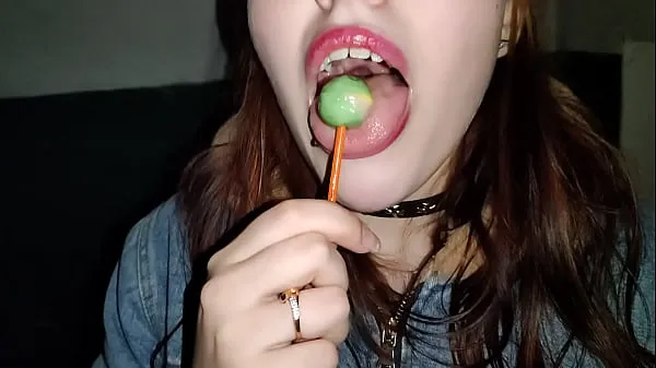 Nóng Licked the chupa chups thinking that it was a member of my fucker Phim ấm áp