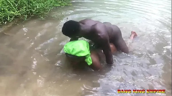 Nóng BANG KING EMPIRE - Fucked An African Water Goddess For Money Ritual And He Can't Removed His Dick Phim ấm áp