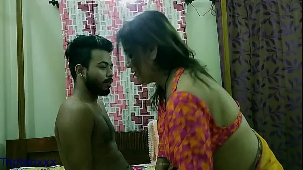 Películas calientes Bengali Milf Aunty vs College Boy !! Regala casa o fóllame ahora !!! con bangla audio cálidas