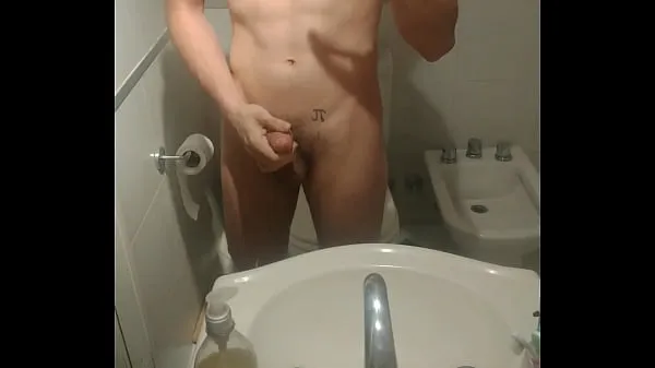 Hotte Masturbation with cumshot in bathroom varme film