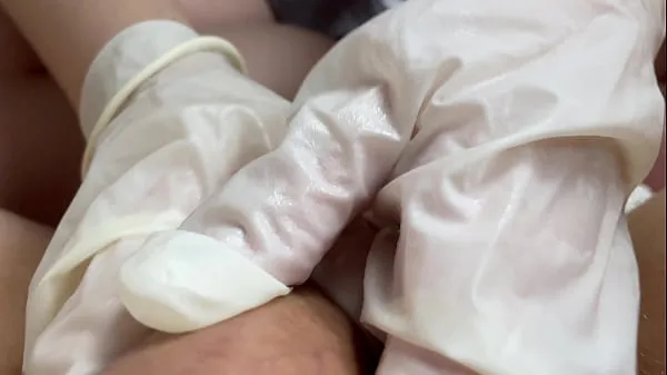 Καυτές Awesome Ball Massage From Russian Teen In Latex Gloves POV ζεστές ταινίες