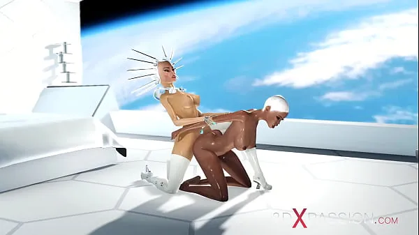 Sıcak Sci-fi female android shemale plays with a horny black girl in a spacecraft Sıcak Filmler