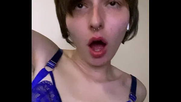 Sıcak Trans Girl Rides Her Dildo Sıcak Filmler