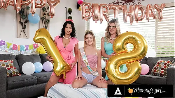 Hotte MOMMYSGIRL Cory Chase Gives An Unforgettable 18 Years Old Birthday Party varme film