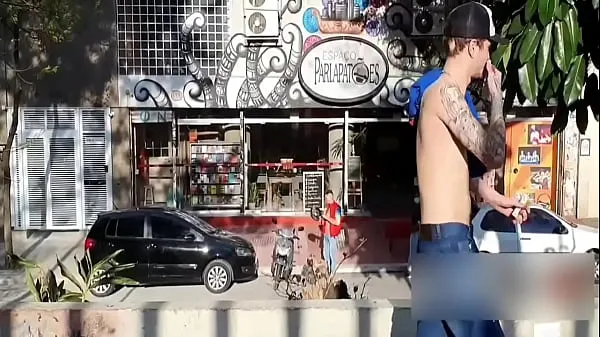 Populárne the naughty street mechanic horúce filmy
