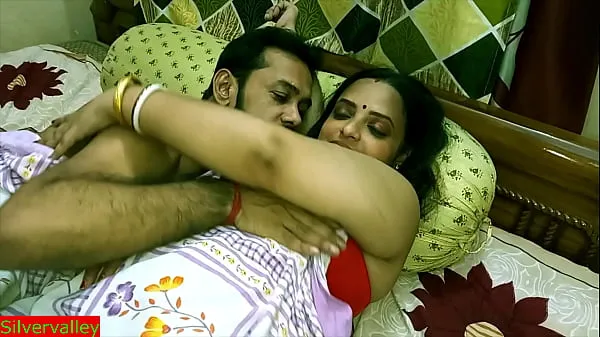 Vroči Indian hot xxx Innocent Bhabhi 2nd time sex with husband friend!! Please don't cum inside topli filmi