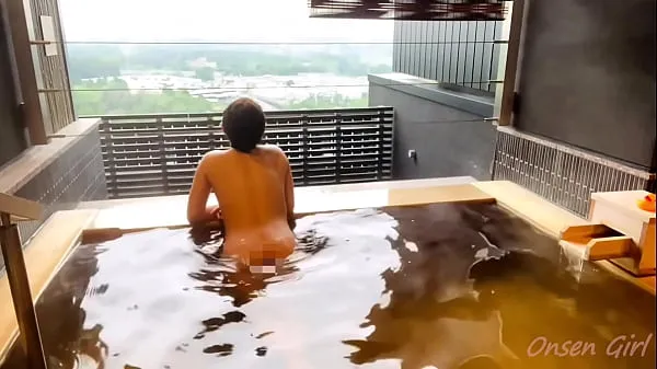 Vroči A woman traveling alone Mt. Fuji and hot springs from Yamanashi [Nachi trip topli filmi