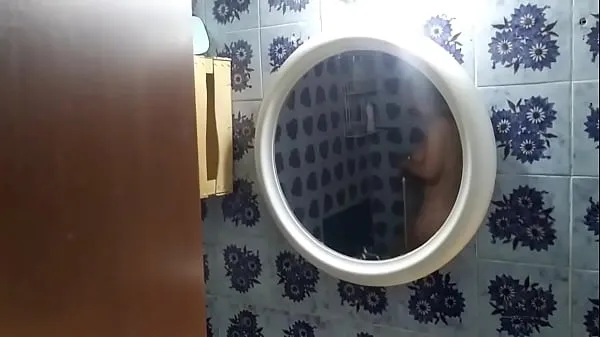뜨거운 Watching on my Stepsister in the Shower, Hidden Camera 따뜻한 영화