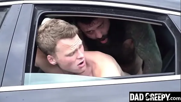 Gorące Step Daddy Fucks His Young Stepson in The Car - Markus Kage and Brent Northciepłe filmy