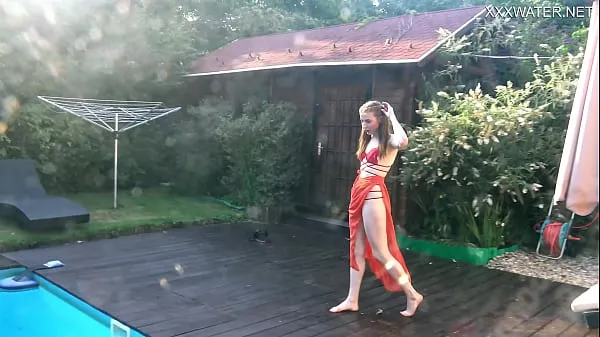 Καυτές Super hot in red lingerie babe Marfa underwater and by the pool ζεστές ταινίες