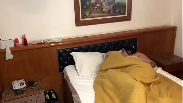 热Wanting to sleep with my step cousin look what happened I didn't even know温暖的电影