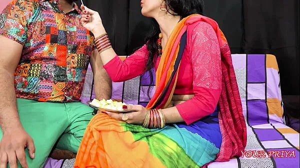 Demi-soeur XXX Sexe anal en sari avec audio clair en hindi Films chauds