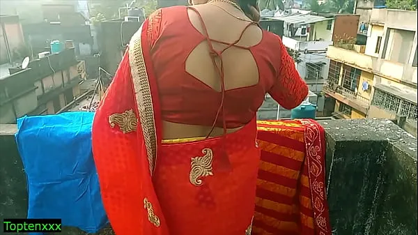 Sexy Milf Bhabhi hot sex dengan remaja laki-laki bengali yang tampan! seks panas yang luar biasa Film hangat yang hangat