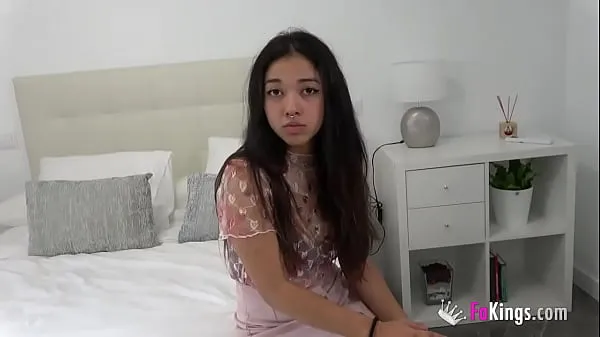 Hotte 18 years old babe wants a chance in porn. SHE LOVES BEING SHAFTED varme filmer