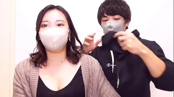 Quente Jogo de teste de sabor às cegas! A namorada japonesa enganada por ele para uma enorme ejaculação Filmes quentes