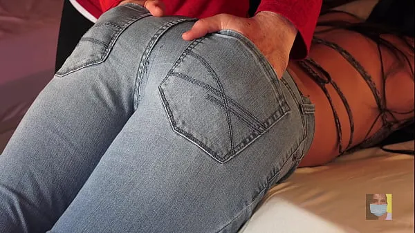 Vroči Assjob PRE-Cum on my Tight Denim Jeans FETISH topli filmi